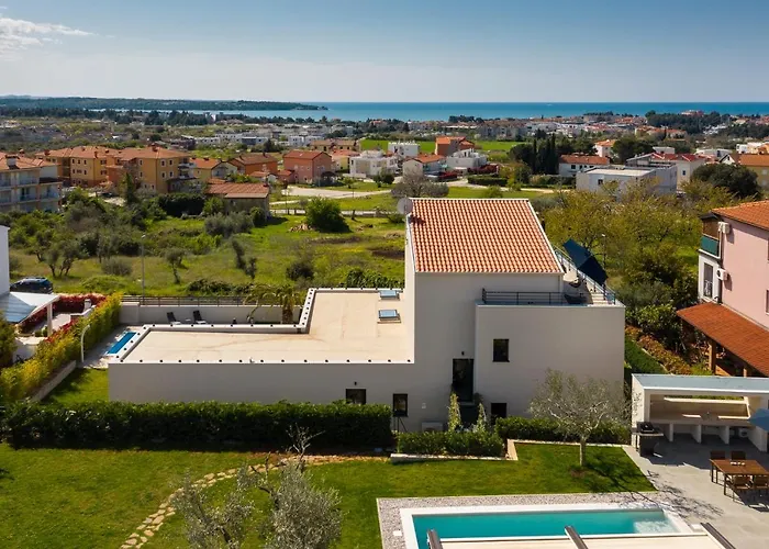 Belvedere Holidays