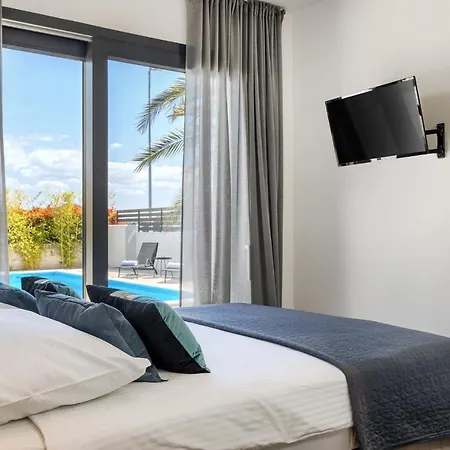 Belvedere Holidays Holiday home