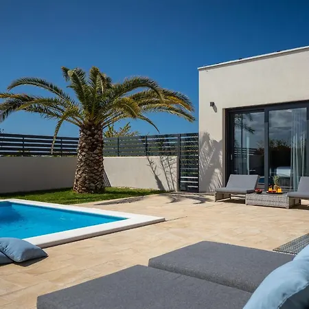 Belvedere Holidays Holiday home *