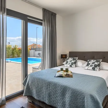 Belvedere Holidays Ferienhaus